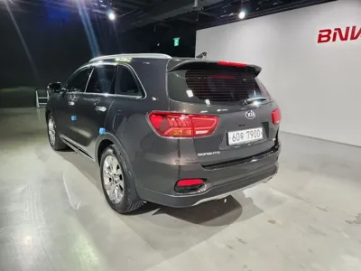 Kia Sorento 2019, 62941 км, за 13456.74 USD