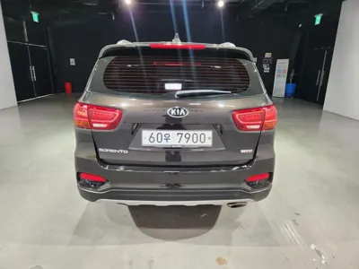 Kia Sorento 2019, 62941 км, за 13456.74 USD