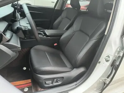 Toyota Camry 2024, 33900 км, за 17245.1 USD - фото 15