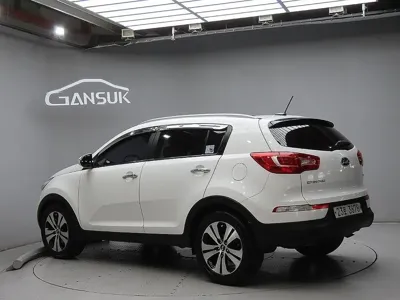 Kia Sportage 2012, 164600 км, за 2930.26 USD