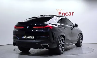 BMW X6 2022, 32763 км, за 52973.47 USD