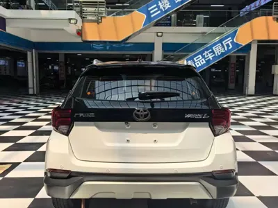 Toyota Yaris L 2021, 29000 км, за 9090.95 USD - фото 12