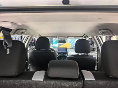 Toyota Yaris L 2021, 29000 км, за 9090.95 USD - фото 14