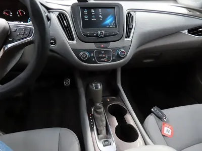 ChevroletGMDaewoo Malibu 2017, 144305 км, за 2992.46 USD - фото 12
