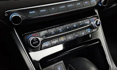 Hyundai Grandeur 2019, 93763 км, за 11961.25 USD - фото 32
