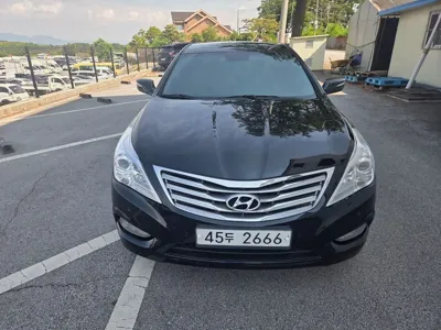 Hyundai Grandeur 2011, 258000 км, за 2866.45 USD