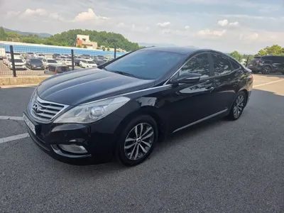 Hyundai Grandeur 2011, 258000 км, за 2866.45 USD