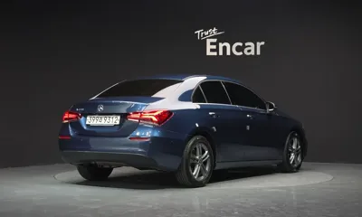 Mercedes-Benz A-Class 2020, 75991 км, за 11571.21 USD