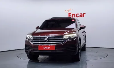 Volkswagen Touareg 2023, 37764 км, за 34952.09 USD