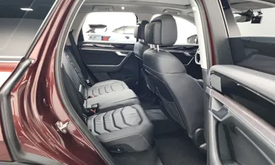 Volkswagen Touareg 2023, 37764 км, за 34952.09 USD - фото 12