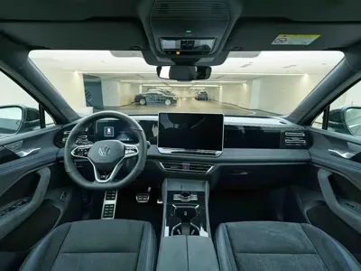 Volkswagen Tiguan L 2025, 29000 км, за 23987.36 USD - фото 19