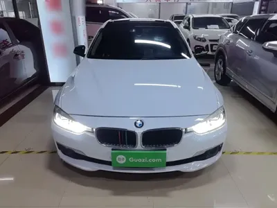 BMW 3 Series 2016, 115300 км, за 7805.88 USD