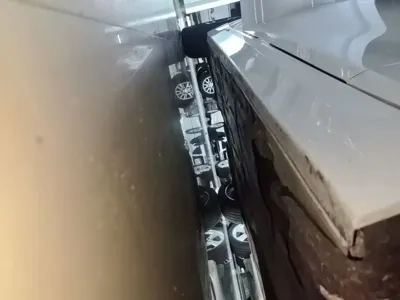 BMW 3 Series 2016, 115300 км, за 7724.33 USD - фото 21