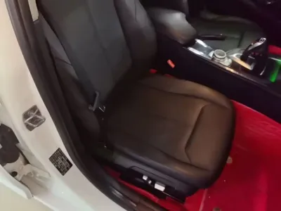 BMW 3 Series 2016, 115300 км, за 7724.33 USD - фото 25