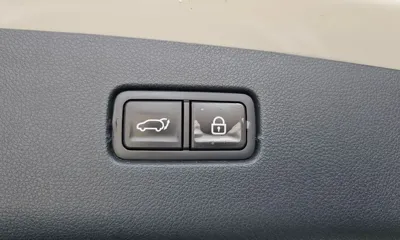 Genesis GV70 2021, 114342 км, за 19079.24 USD - фото 28