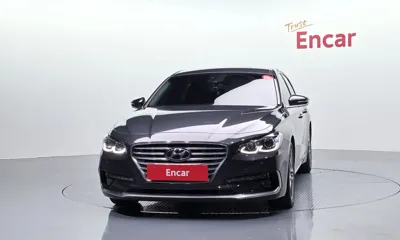 Hyundai Grandeur 2017, 117337 км, за 9367.69 USD