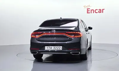 Hyundai Grandeur 2017, 117337 км, за 9367.69 USD