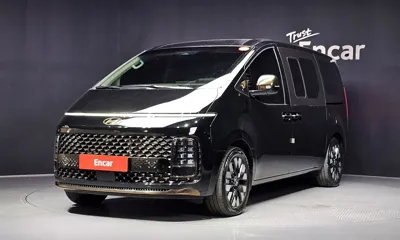 Hyundai Staria · 2025 год