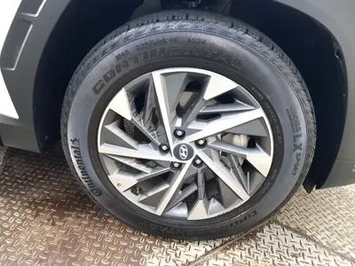 Hyundai Tucson 2022, 41369 км, за 16684.18 USD