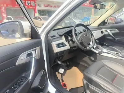 Geely Boyue 2018, 30400 км, за 5136.76 USD - фото 16