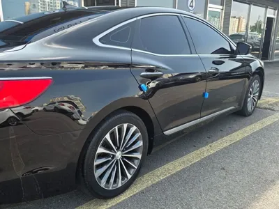 Hyundai Grandeur 2015, 183152 км, за 3603.78 USD
