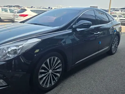 Hyundai Grandeur 2015, 183152 км, за 3603.78 USD