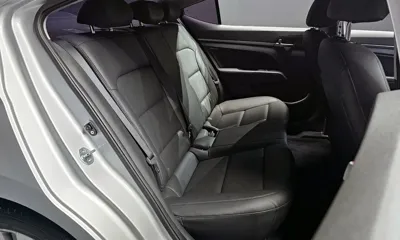 Hyundai Avante 2018, 56878 км, за 7700.78 USD - фото 11