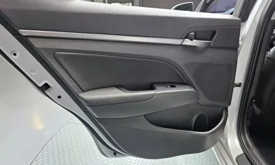 Hyundai Avante 2018, 56878 км, за 7700.78 USD - фото 25