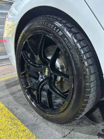 BMW 6-Series 2016, 320400 км, за 8456.94 USD