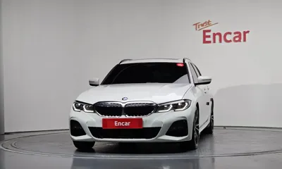 BMW 3-Series 2022, 85733 км, за 19764.69 USD
