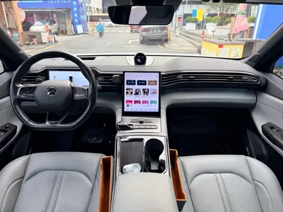 Nio ES6 2021, 107000 км, за 12985.2 USD