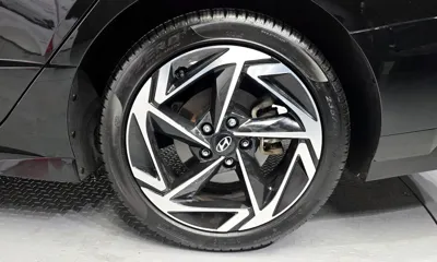 Hyundai Sonata 2024, 30043 км, за 16541.95 USD