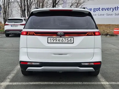 Kia Canival 2022, 30467 км, за 12344.79 USD