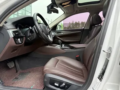 BMW 5 Series 2019, 81000 км, за 24900.89 USD