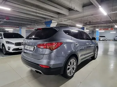 Hyundai Santafe 2015, 124336 км, за 5371.13 USD