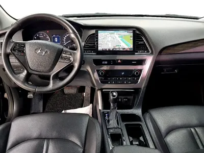 Hyundai Sonata 2015, 99749 км, за 4485.47 USD