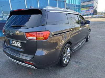 Kia Canival 2017, 156960 км, за 8259 USD