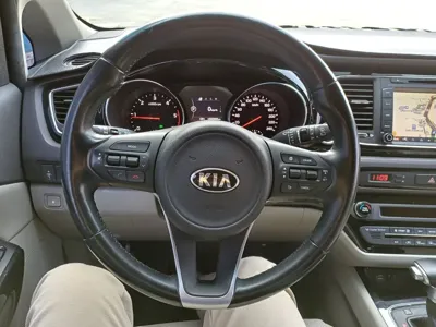 Kia Canival 2017, 156960 км, за 8259 USD