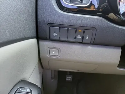 Kia Canival 2017, 156960 км, за 8259 USD - фото 10