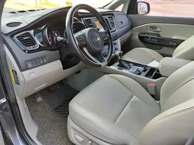 Kia Canival 2017, 156960 км, за 8259 USD - фото 12