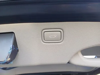 Kia Canival 2017, 156960 км, за 8259 USD - фото 17