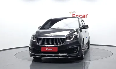 Kia Canival 2015, 160327 км, за 4234.53 USD