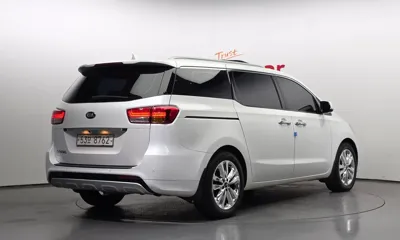 Kia Canival 2015, 179463 км, за 5761.58 USD