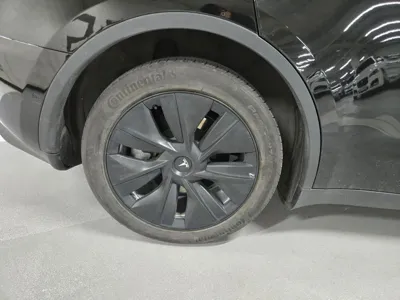 Tesla Model Y 2021, 58090 км, за 24679.29 USD