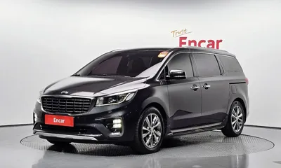 Kia Canival · 2019 год