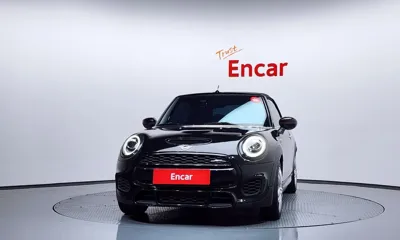 MINI Cooper Convertible 2020, 108373 км, за 14910.66 USD