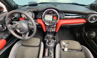 MINI Cooper Convertible 2020, 108373 км, за 14910.66 USD - фото 7