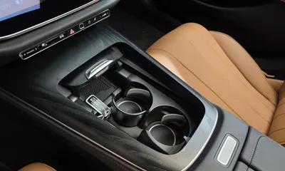 Mercedes-Benz E-Class 2026, 9751 км, за 66096.03 USD - фото 19