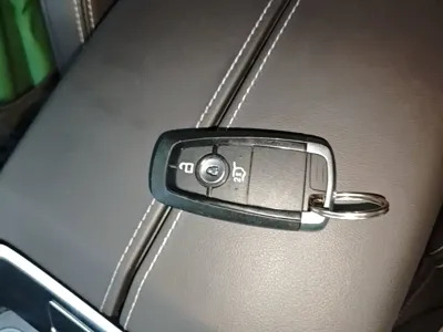 Ford Edge 2025, 7300 км, за 26639.38 USD - фото 9