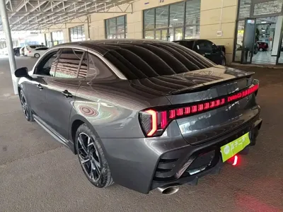 Lynk & Co 03 2024, 18200 км, за 11933.26 USD